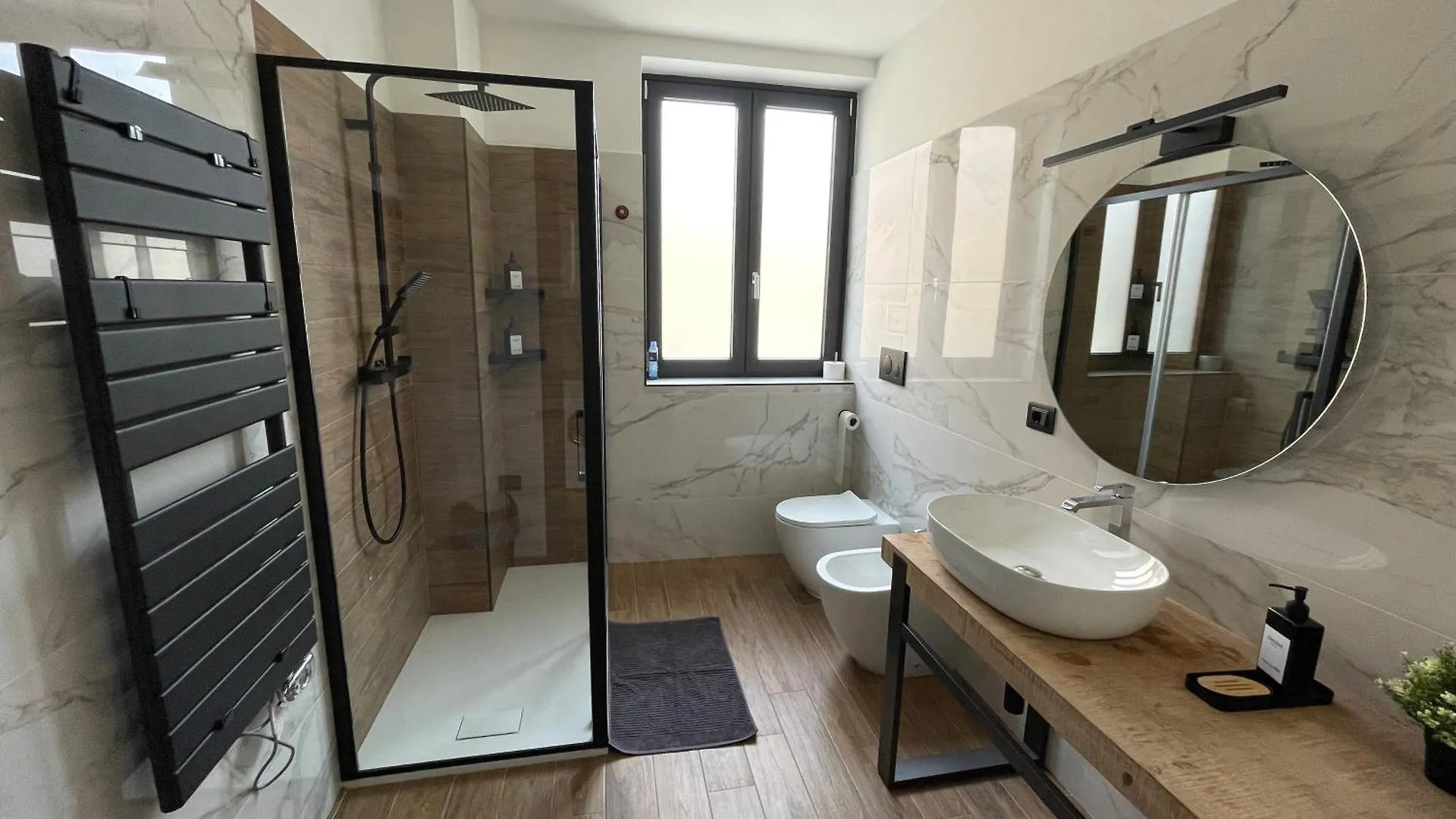 Industrial House 3 Bed and Breakfast Corsico 0*,